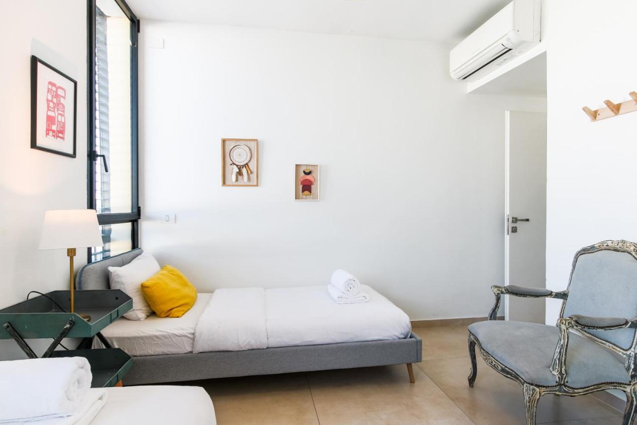 Chic Duplex Penthouse By Feelhome *